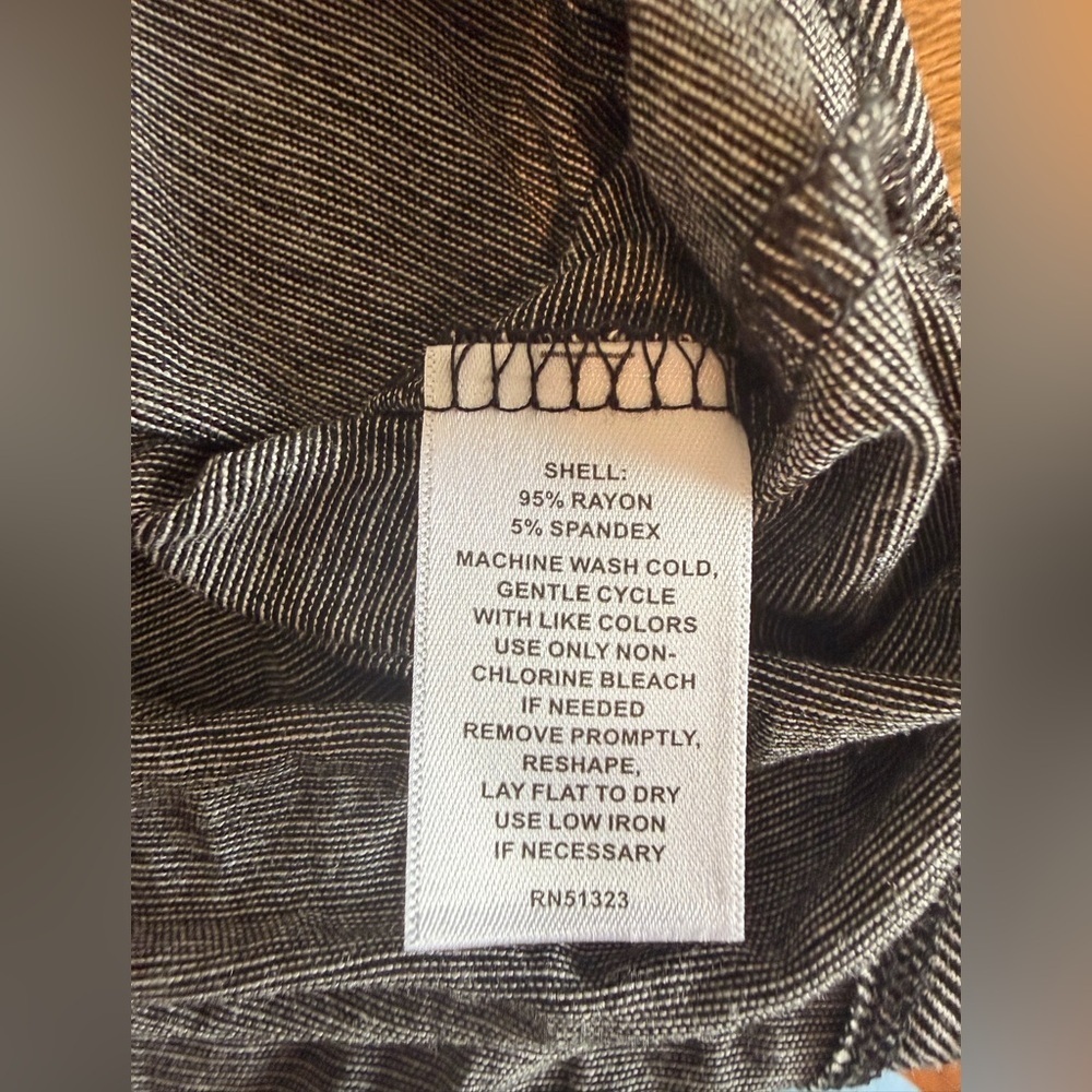Halogen Short-Sleeve Crewneck Top in Heather Gray - Picture 4 of 4
